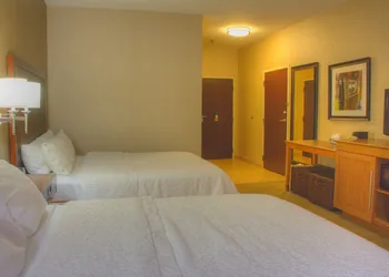 Wingate by Wyndham Steubenville hotel thumbnail 6