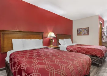 Econo Lodge Wooster hotel thumbnail 5