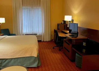 Baymont by Wyndham Chambersburg hotel thumbnail 8