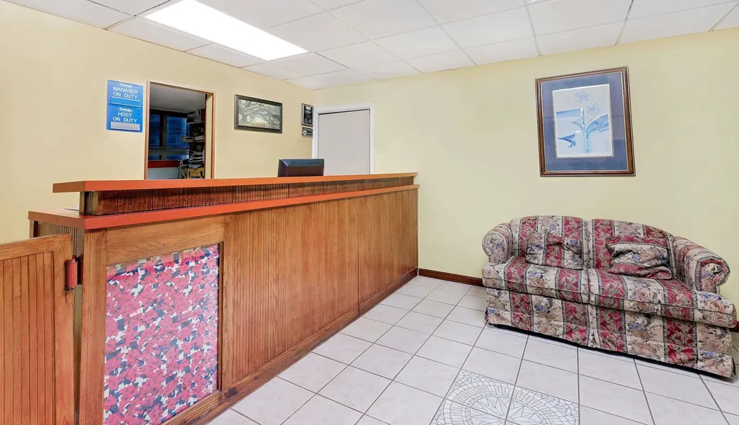 Travelodge by Wyndham Chambersburg hotel detail image 2