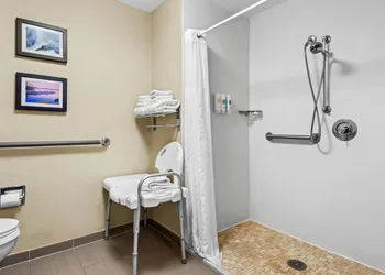 Comfort Inn Chambersburg North hotel thumbnail 8