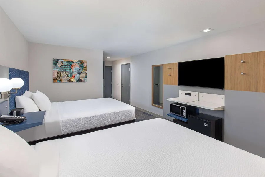 Microtel Inn & Suites by Wyndham Manchester hotel detail image 6
