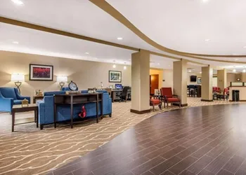Comfort Suites Manchester near Arnold AFB hotel thumbnail 4