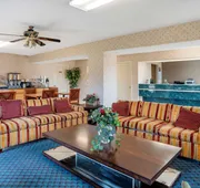 Econo Lodge Pearl - Jackson hotel detail image 4