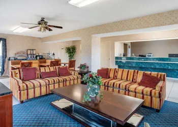 Econo Lodge Pearl - Jackson hotel thumbnail 4
