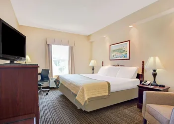 Baymont by Wyndham Pearl hotel thumbnail 3