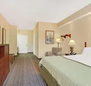 Baymont by Wyndham Pearl hotel detail image 4