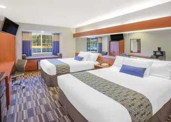 Microtel Inn & Suites by Wyndham Manistee hotel thumbnail 5