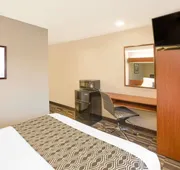 Microtel Inn & Suites by Wyndham Manistee hotel detail image 7