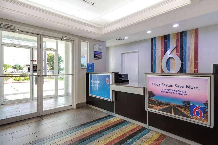 Motel 6 San Antonio, TX - South hotel detail image 2