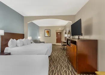 Best Western Plus Suites-Greenville hotel thumbnail 6