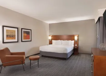 Courtyard Marriott Greenville hotel thumbnail 4