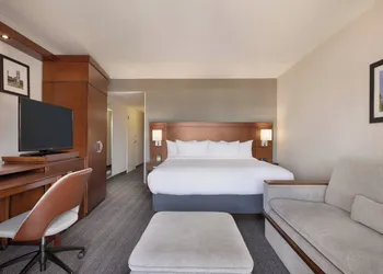 Courtyard Marriott Greenville hotel thumbnail 7