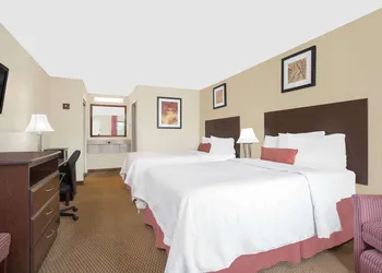Baymont by Wyndham Greenville hotel thumbnail 3