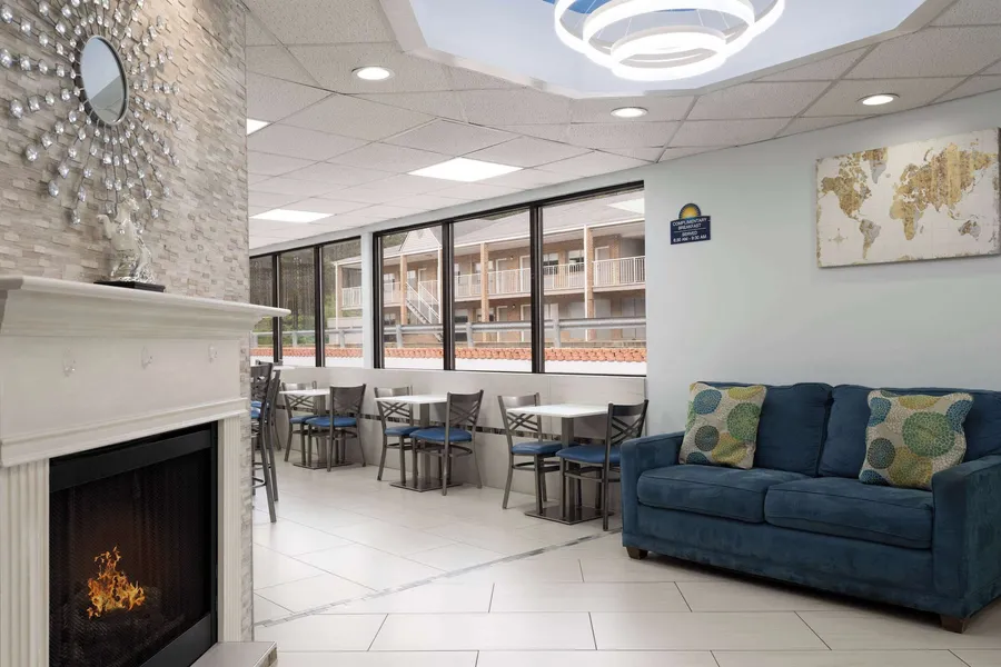 Days Inn by Wyndham Weldon/Roanoke Rapids hotel detail image 2