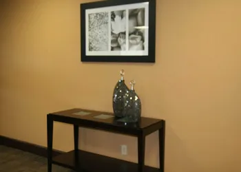 Hampton Inn Youngstown-North hotel thumbnail 6