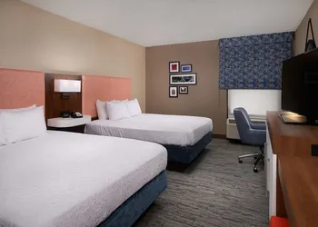 Hampton Inn by Hilton Youngstown-West I-80 hotel thumbnail 5