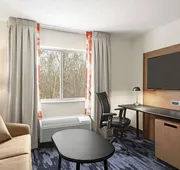 Fairfield Inn by Marriott Warren Niles hotel detail image 7