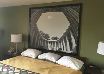 Super 8 by Wyndham Youngstown/Austintown hotel thumbnail 5