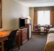 Baymont by Wyndham Youngstown hotel detail image 7