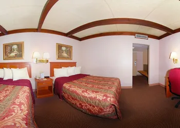 Days Inn by Wyndham Niles hotel thumbnail 5
