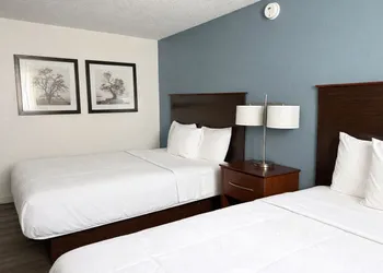 Hotel 8 hotel thumbnail 4