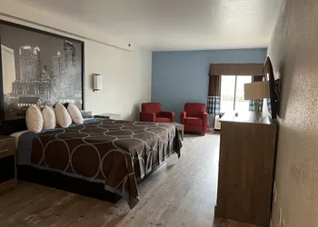 Super 8 by Wyndham Clemmons/Bermuda Run/Winston-Salem I-40 hotel thumbnail 8