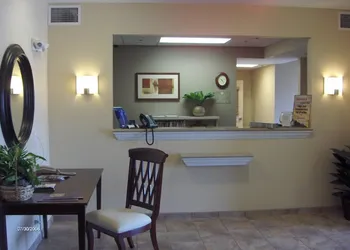 Candlewood Suites Paducah by IHG hotel thumbnail 2