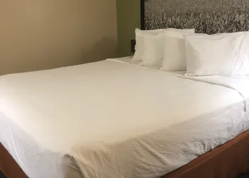Americas Best Value Inn Onawa hotel thumbnail 5