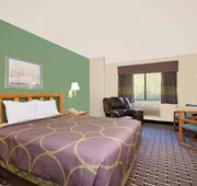 Super 8 by Wyndham Cloquet hotel detail image 4