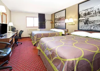 Super 8 by Wyndham Longmont/Del Camino hotel thumbnail 6