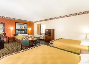 Super 8 by Wyndham Athens hotel thumbnail 4