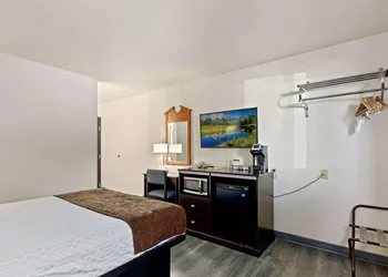 SureStay Hotel by Best Western Twin Falls hotel thumbnail 6