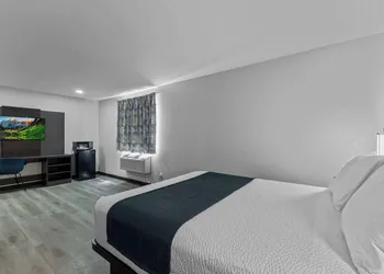 Motel 6 Brighton CO Denver Northeast hotel thumbnail 6