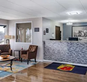 Super 8 by Wyndham Owatonna hotel detail image 4
