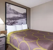 Super 8 by Wyndham Owatonna hotel detail image 7