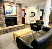 Park Hill Inn & Suites hotel detail image 3