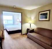Park Hill Inn & Suites hotel detail image 5
