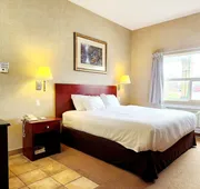 Park Hill Inn & Suites hotel detail image 7
