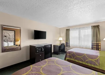 Super 8 by Wyndham Jefferson hotel thumbnail 8