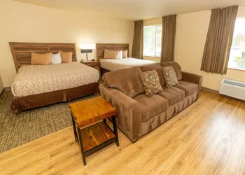Clatskanie River Inn hotel thumbnail 5