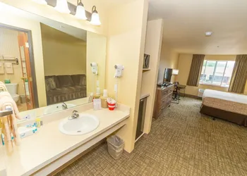 Clatskanie River Inn hotel thumbnail 7