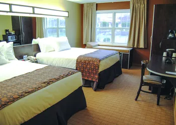 Microtel Inn By Wyndham Mineral Wells/Parkersburg hotel thumbnail 3