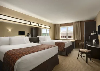 Microtel Inn By Wyndham Mineral Wells/Parkersburg hotel thumbnail 6