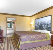 Super 8 by Wyndham Wapakoneta hotel detail image 7