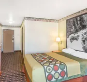 Super 8 by Wyndham Grants Pass hotel detail image 4