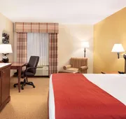 Country Inn & Suites by Radisson, Cedar Rapids Airport, IA hotel detail image 5