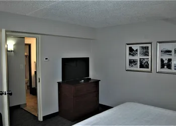 Wingate by Wyndham Valdosta/Moody AFB hotel thumbnail 4