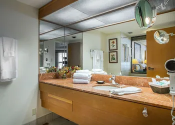 The Cliff Lodge and Spa hotel thumbnail 5