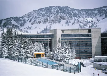 The Cliff Lodge and Spa hotel thumbnail 6